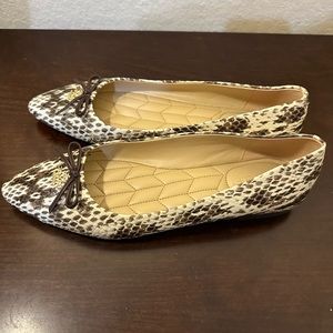New W/O Tag | Coach Ballet Flat | Size 7 | Color Ivory | Original Box